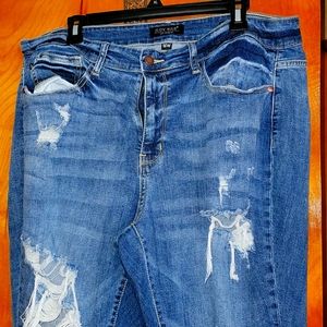 Judy Blue distressed 18w